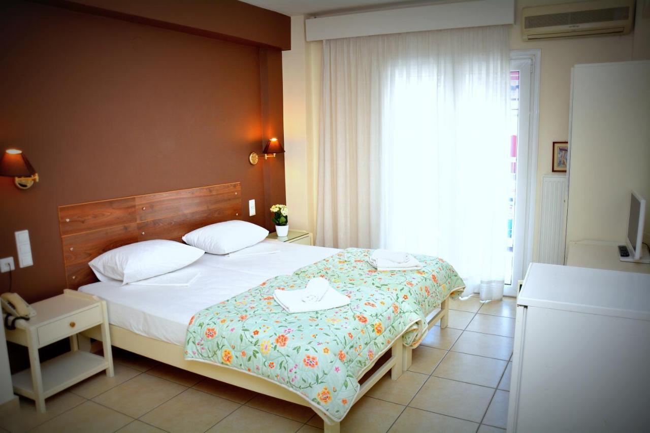Poseidon Hotel Paralia  外观 照片