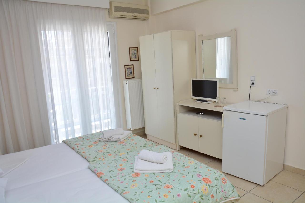 Poseidon Hotel Paralia  外观 照片