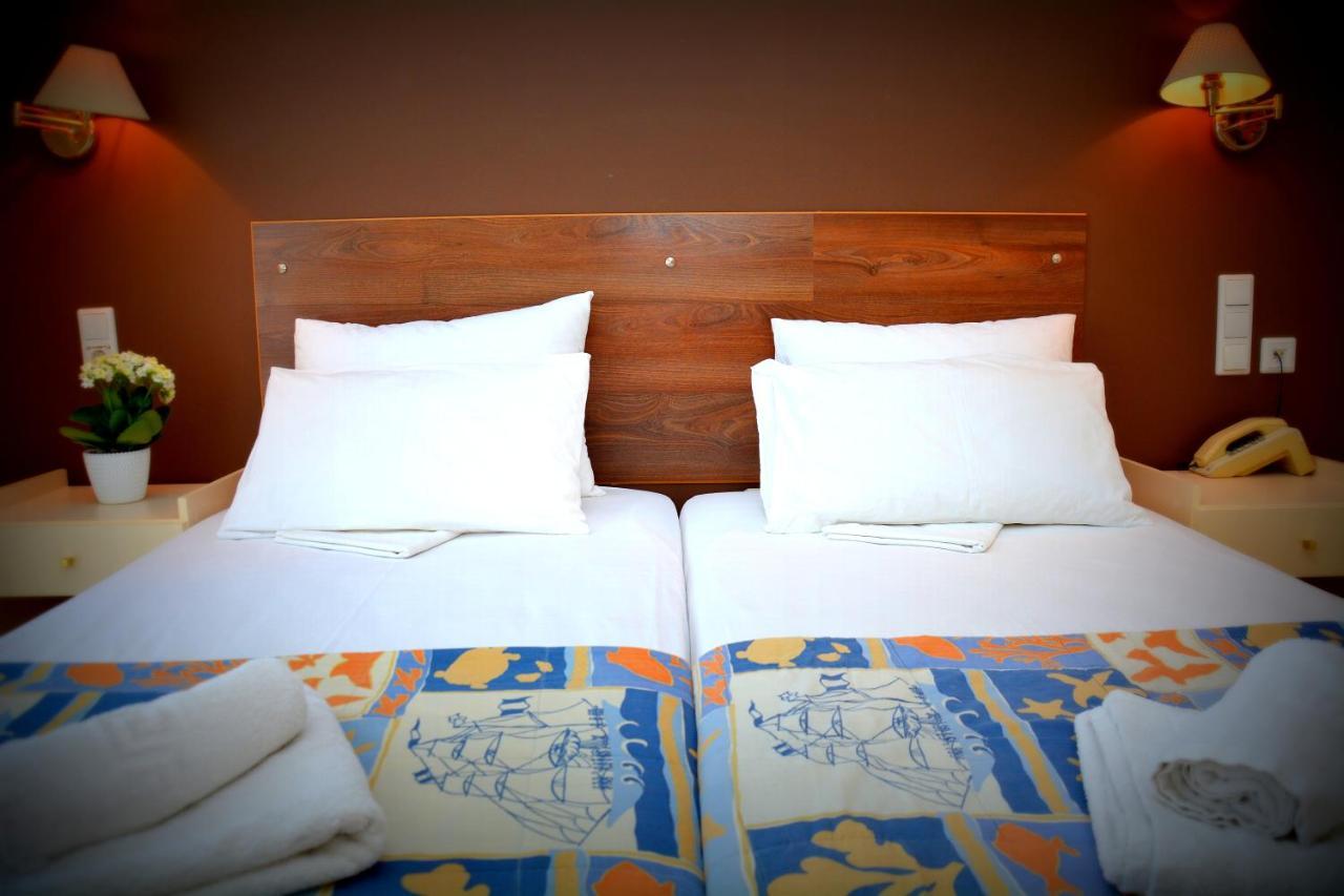 Poseidon Hotel Paralia  外观 照片