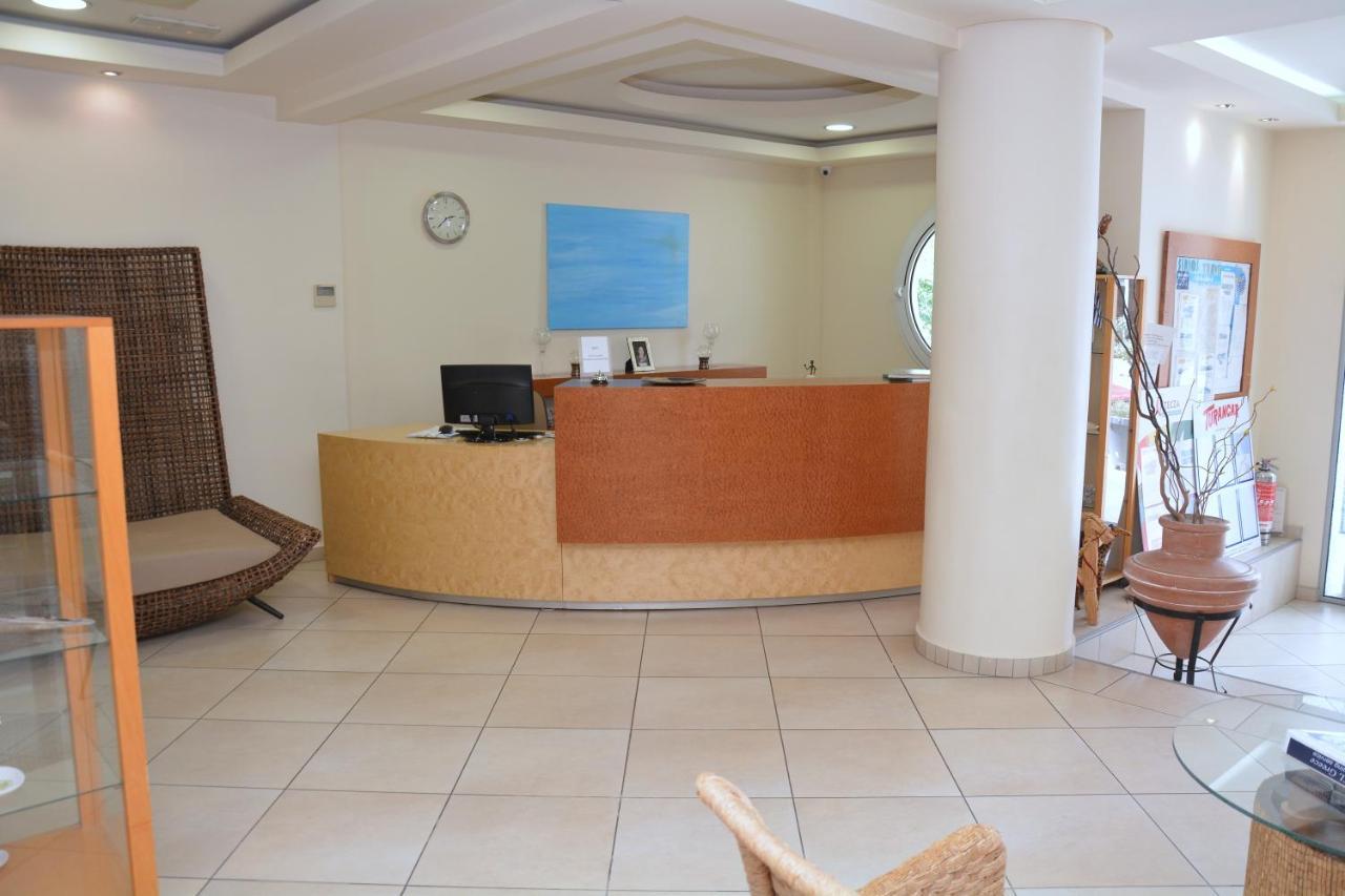 Poseidon Hotel Paralia  外观 照片
